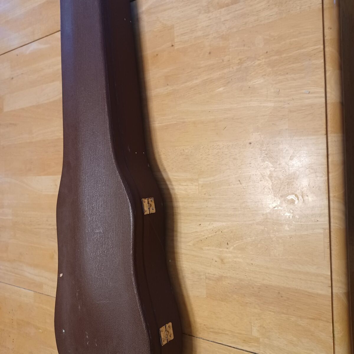 Antique decoration violin case