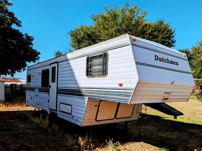 1996 Dutchmen Fifth Wheel 280 Royal length: 30ft