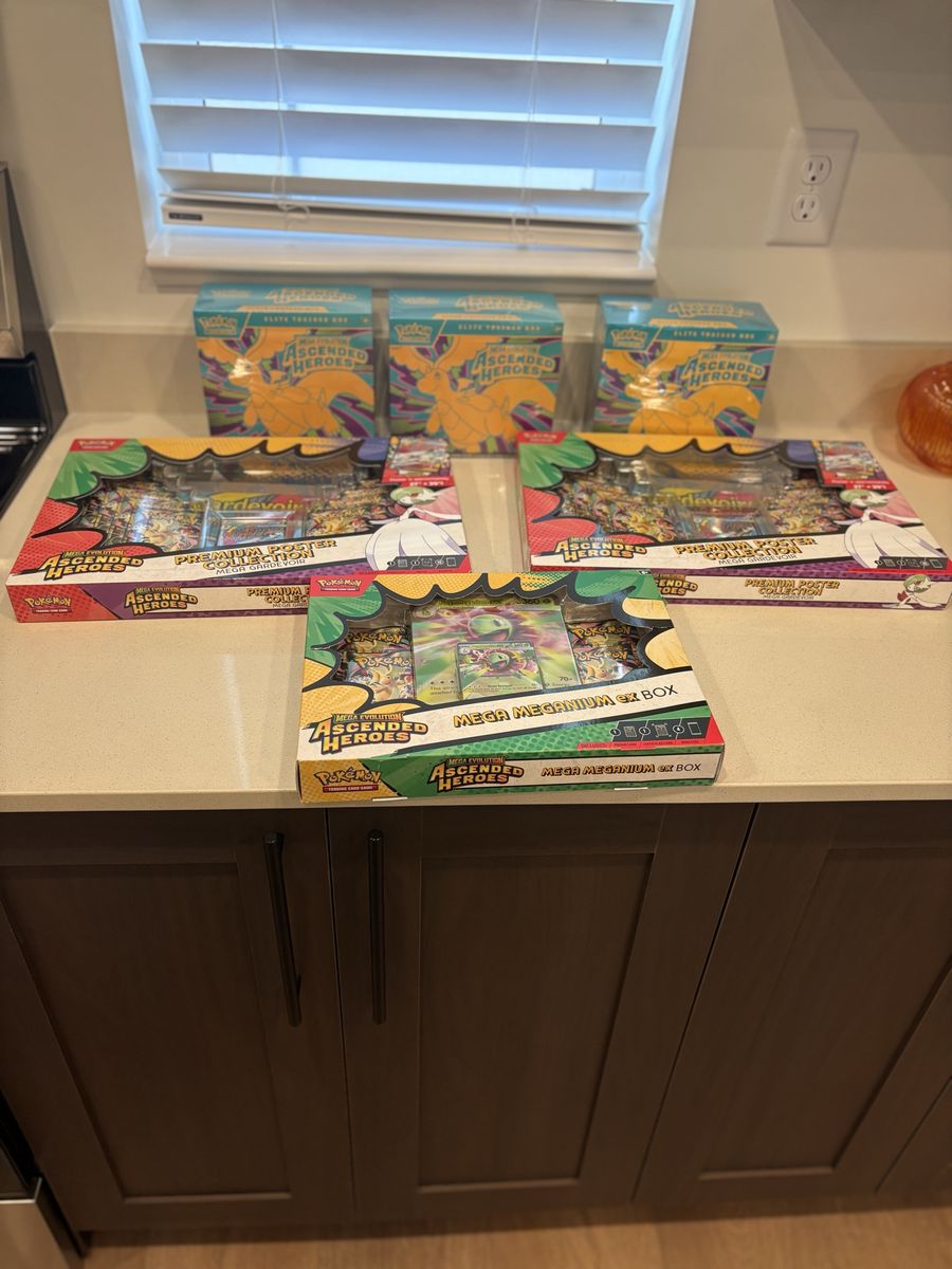 Ascended Heroes Lot Sealed