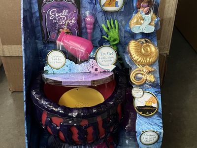 NEW: Disney Ariel Little Mermaid Ursula's Mystical Cauldron