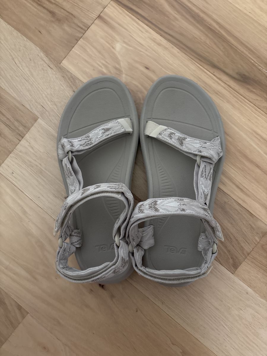Women's Teva Sandals Size 10