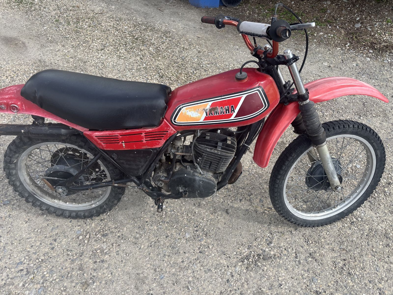 Yamaha dirt bike 1977 DT250D