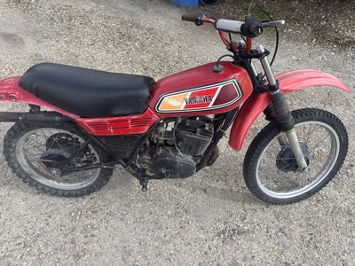 Yamaha dirt bike 1977 DT250D