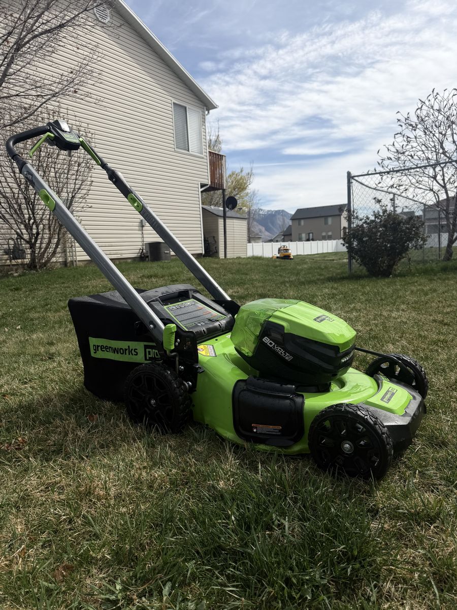 Greenworks Lawnmower