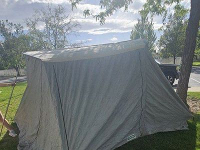 Vintage Springbar Screen House