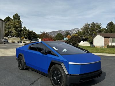 2024 Tesla Cybertruck All-Wheel Drive