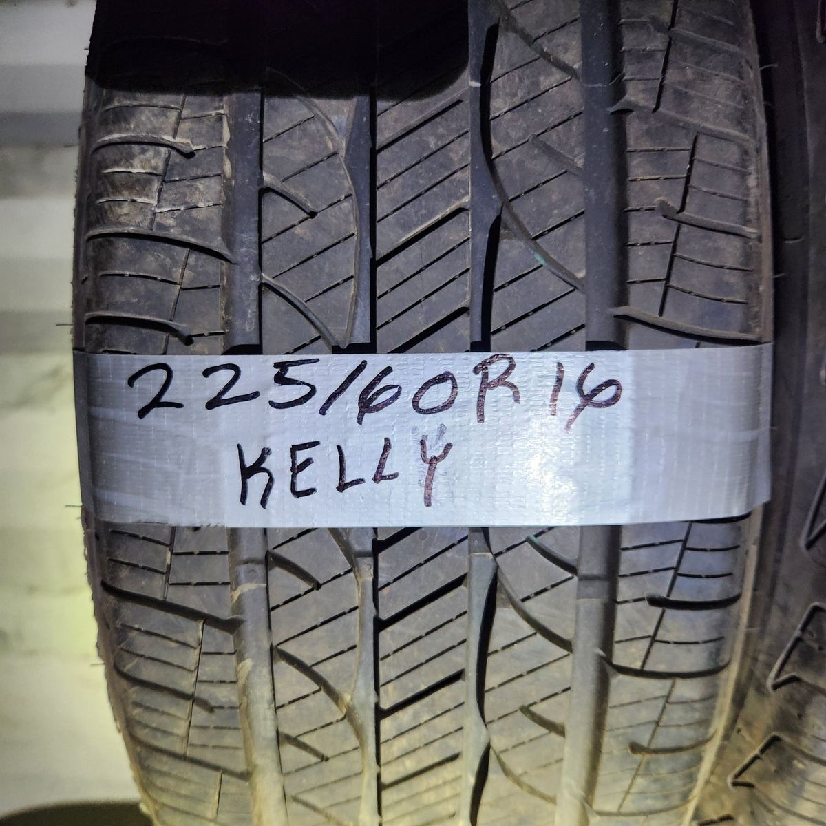 225/60r16 kelly edge touring as
