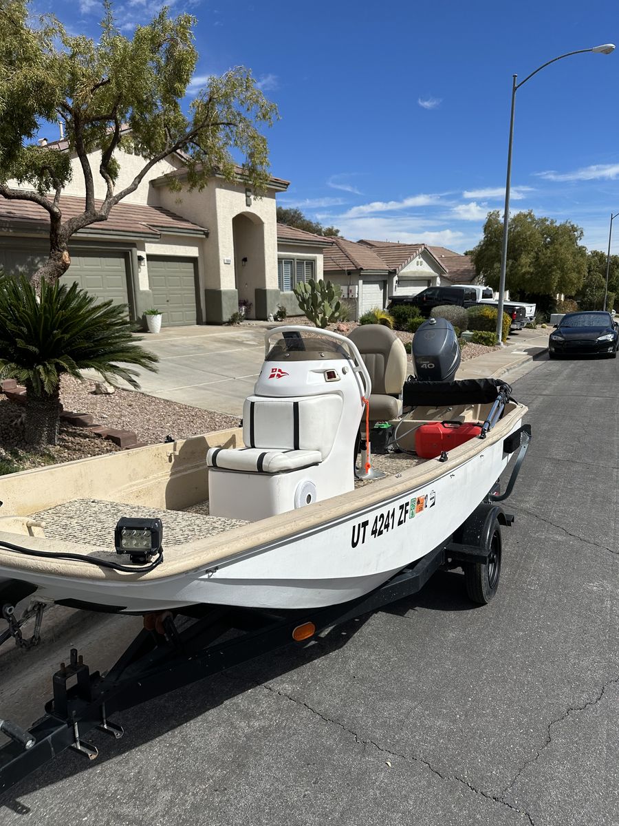 13’ Boston Whaler