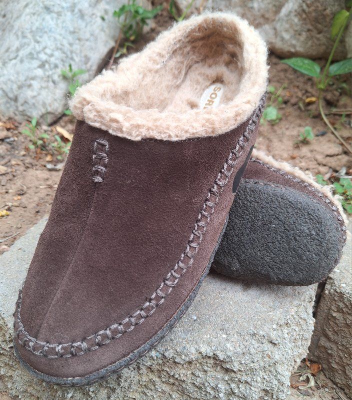 Mens Sorel Moccasin Slippers sz9