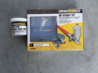 New Central Pneumatic Air Eraser / Etching Kit + Extra Media Boxed
