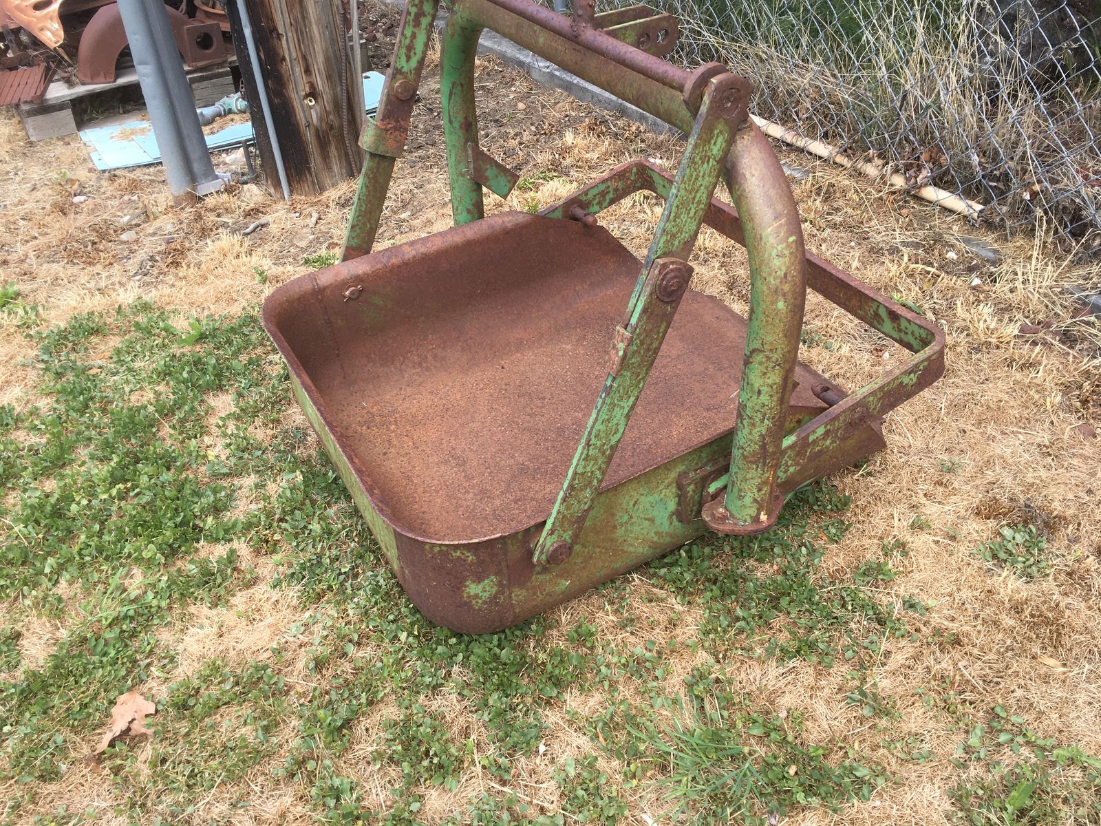 3-Point Rear Bucket for Tractor