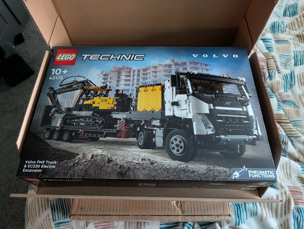 Lego Technic 42175 Volvo Truck and Excavator