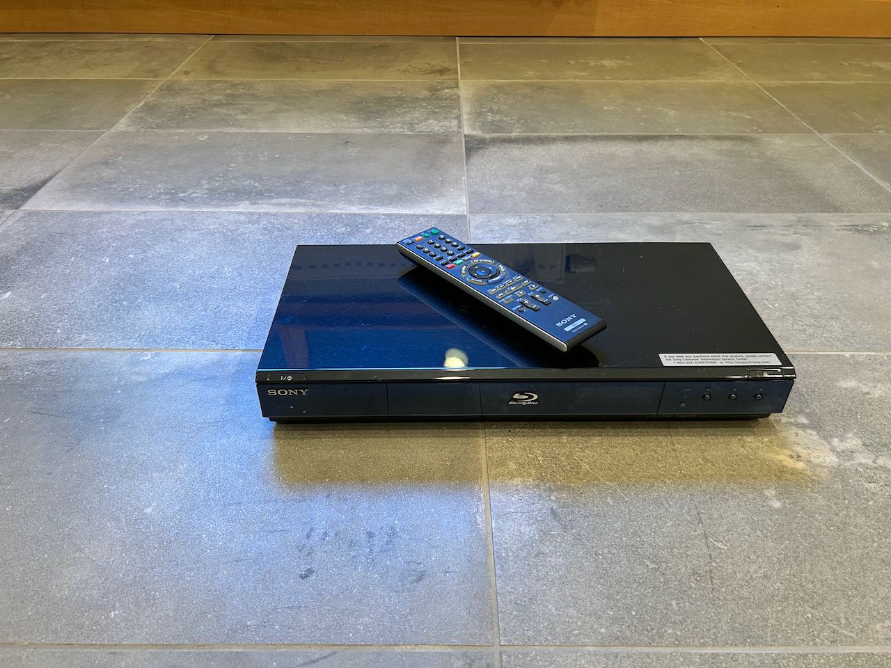 Sony Blu-ray player (BDP-S550)
