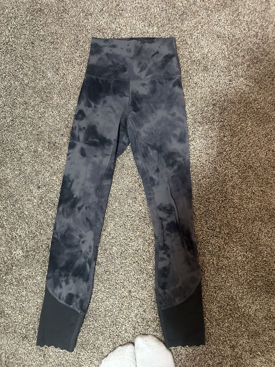 Lulu lemon XS/S marble gray/black leggings/pants
