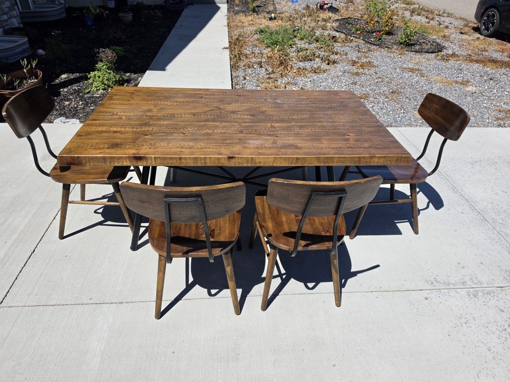 Pine wood dining room table.