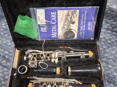 Bestler Clarinet in Excellent Condition!