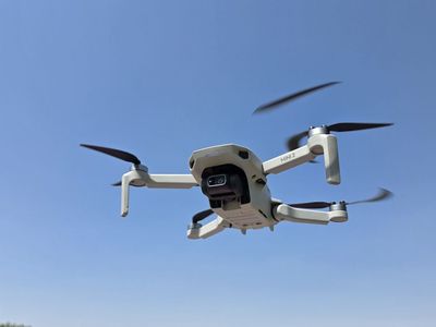 DJI Mini 2 Drone Bundle - 4 batteries, Case, Charging Hub!