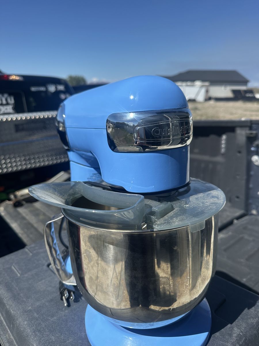 Cuisinart stand mixer