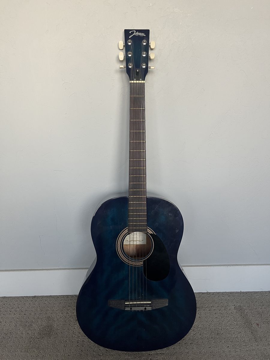 Johnson JG-100-BL Blue Acoustic Guitar + Fender Gig Bag & Capo