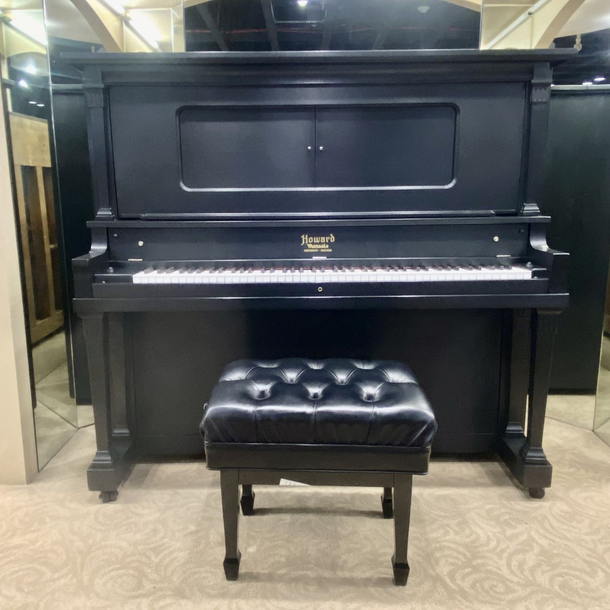 LIKE NEW UPRIGHT PIANO