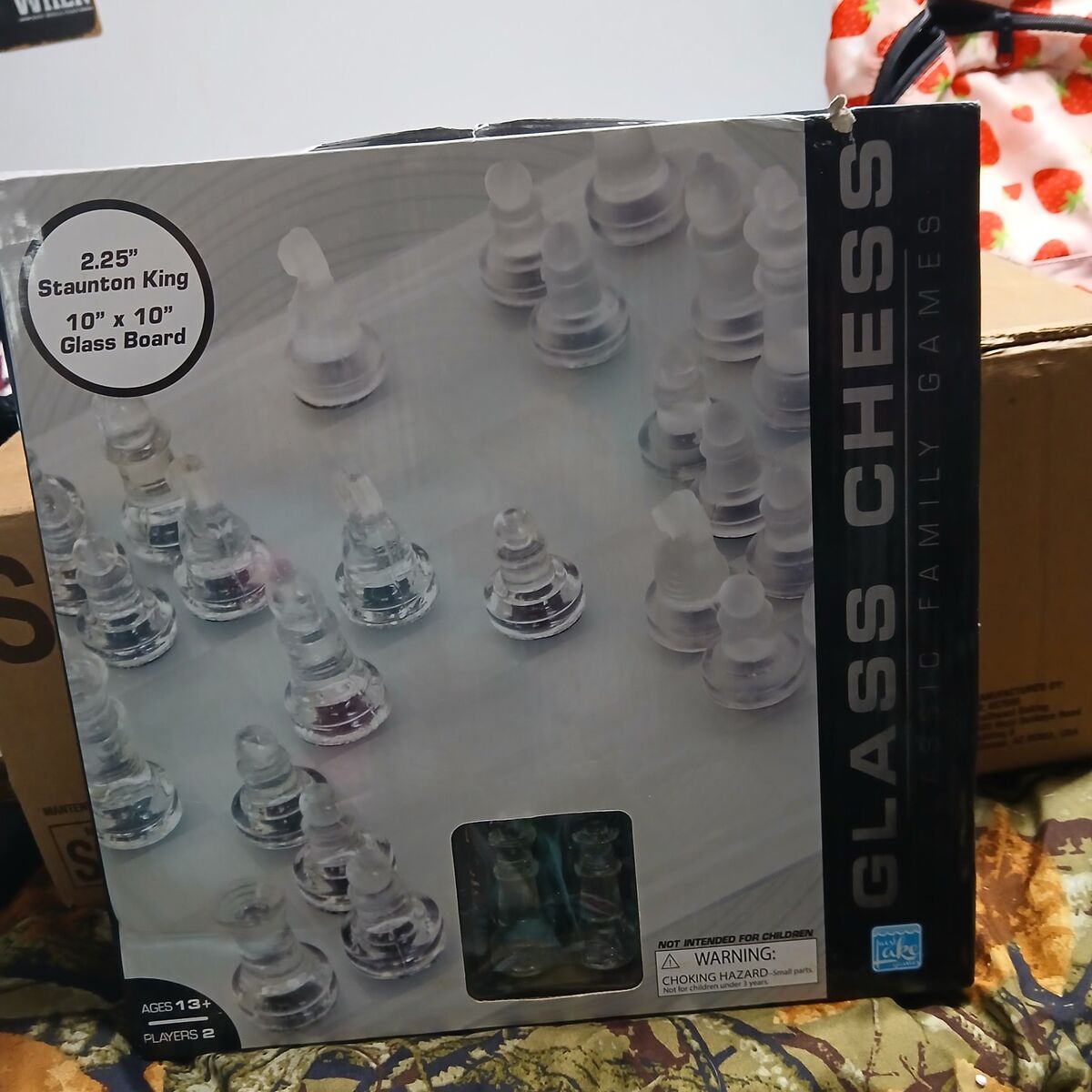 Brand new class chess set