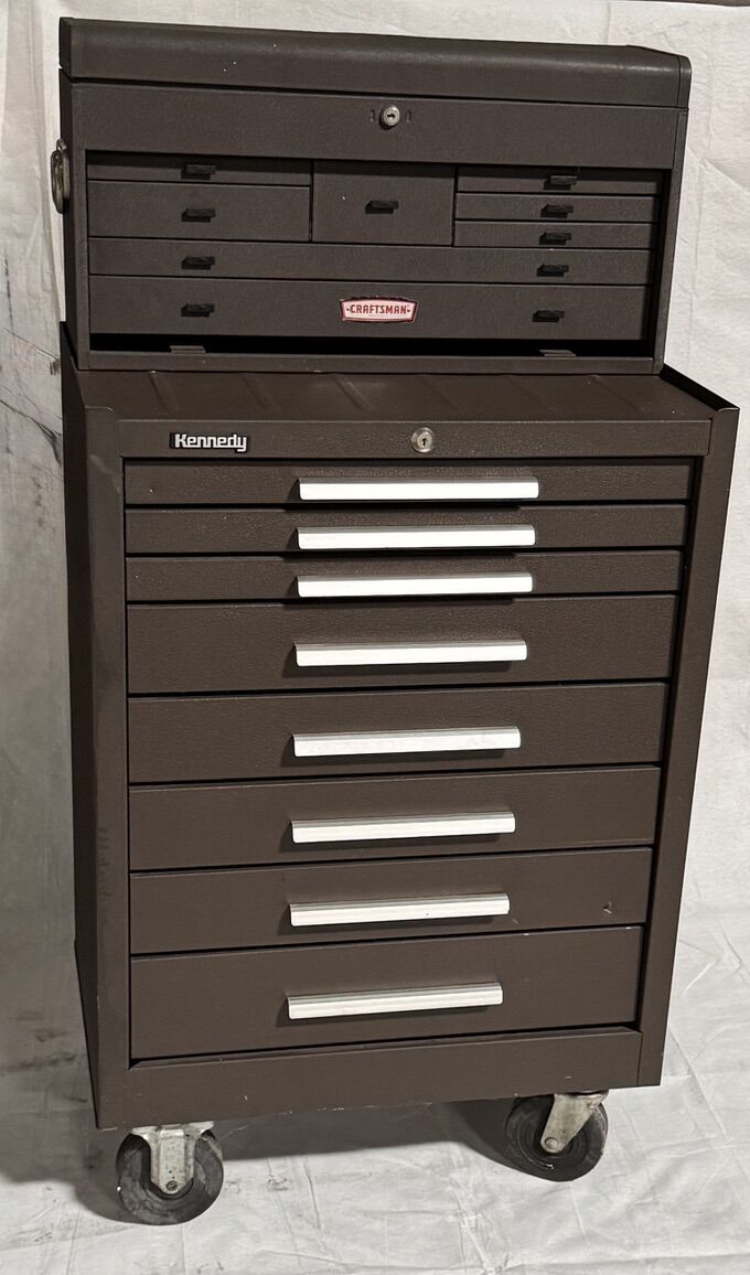 Kennedy 16 Drawer Roller Cabinet & Machinest Chest Combo
