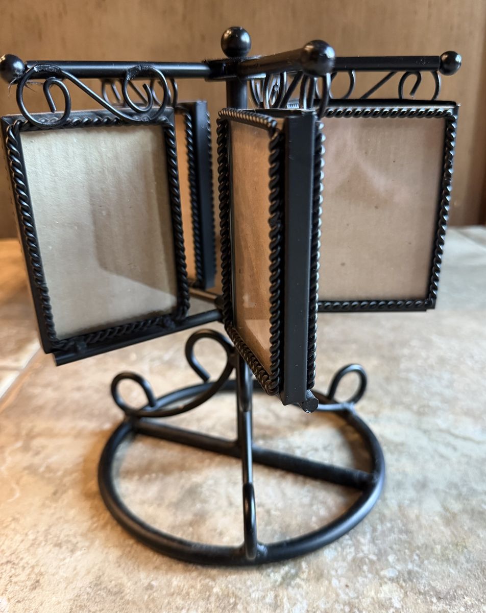 Rotating photo frame from Restoration Hardware