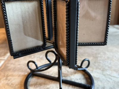 Rotating photo frame from Restoration Hardware