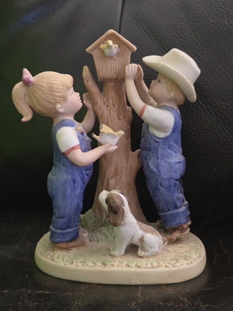 Main image 3