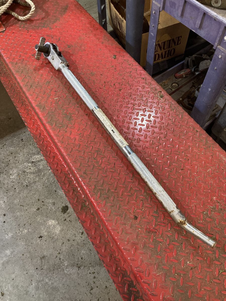 Ratchet strap winch bar