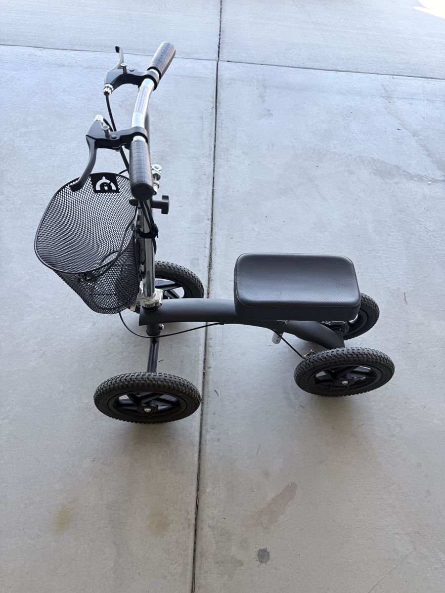 Knee Scooter