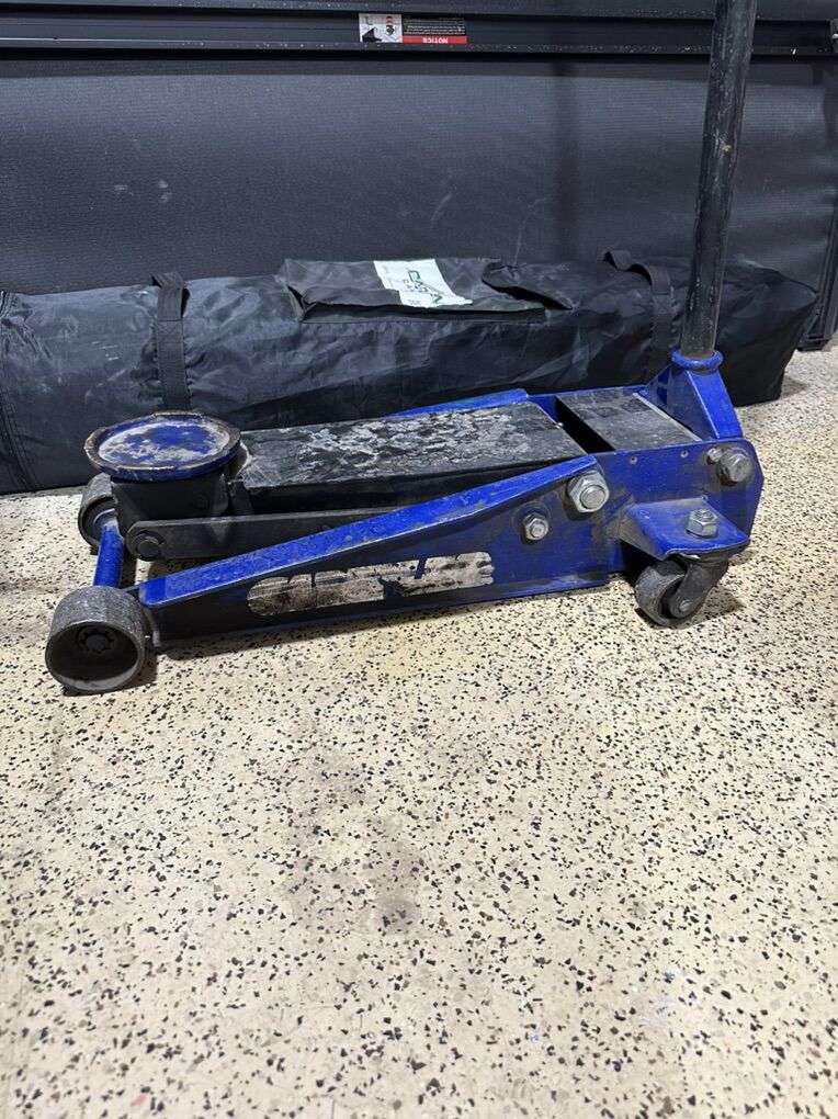 3.5 Ton Hydraulic Floor Jack