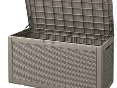 100 Gallon Desk Box Outdoor Storage Bench