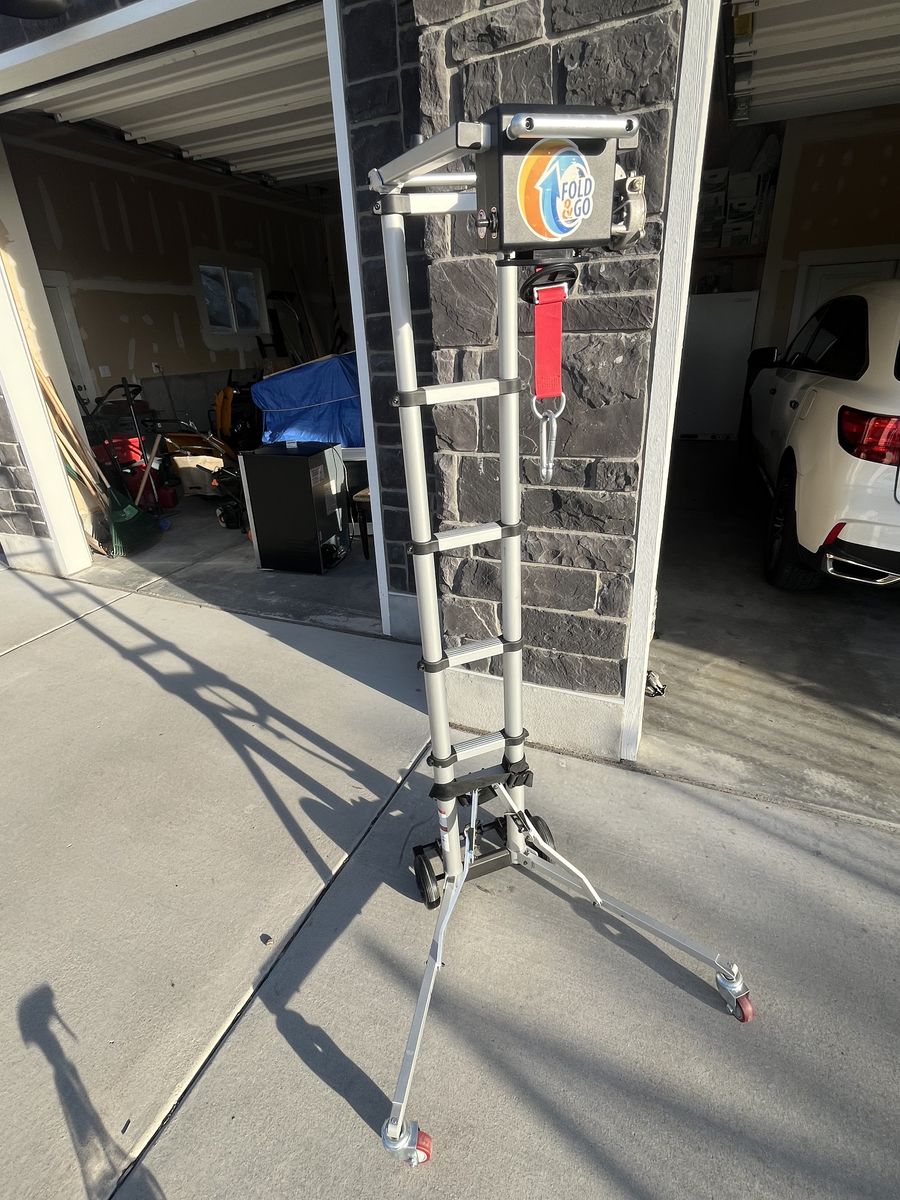 Main image 6