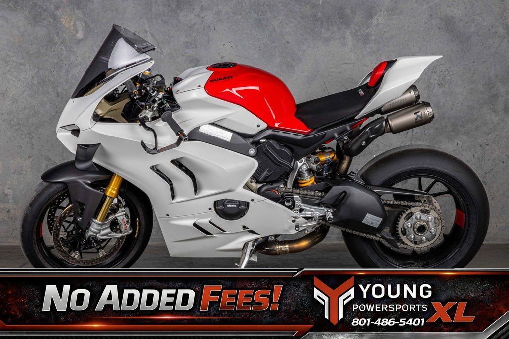 2024 Ducati Panigale V4 S Red