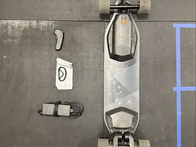 Boosted Board Stealth Extended Range (V3) - 134 Miles