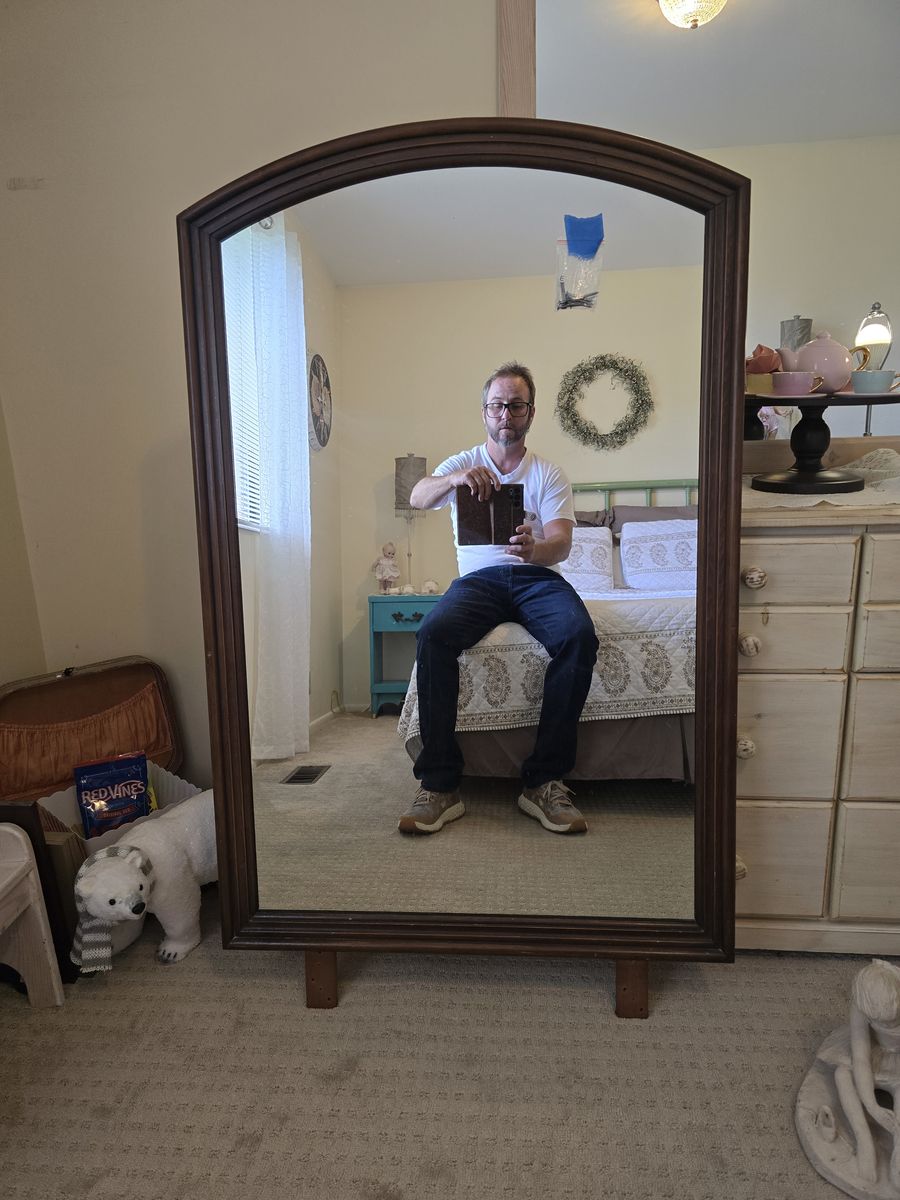 Dresser mirror