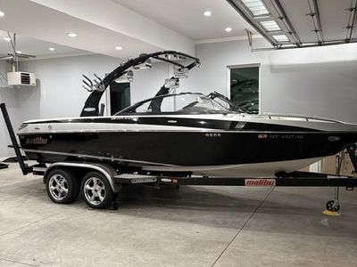 Malibu Wake Setter 21 VLX Silver Edition