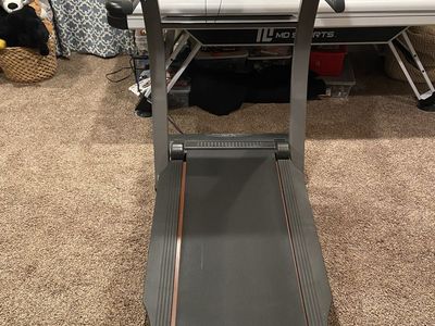 ProForm J8si Treadmill - Used but Great Condition, Foldable for Easy Storage