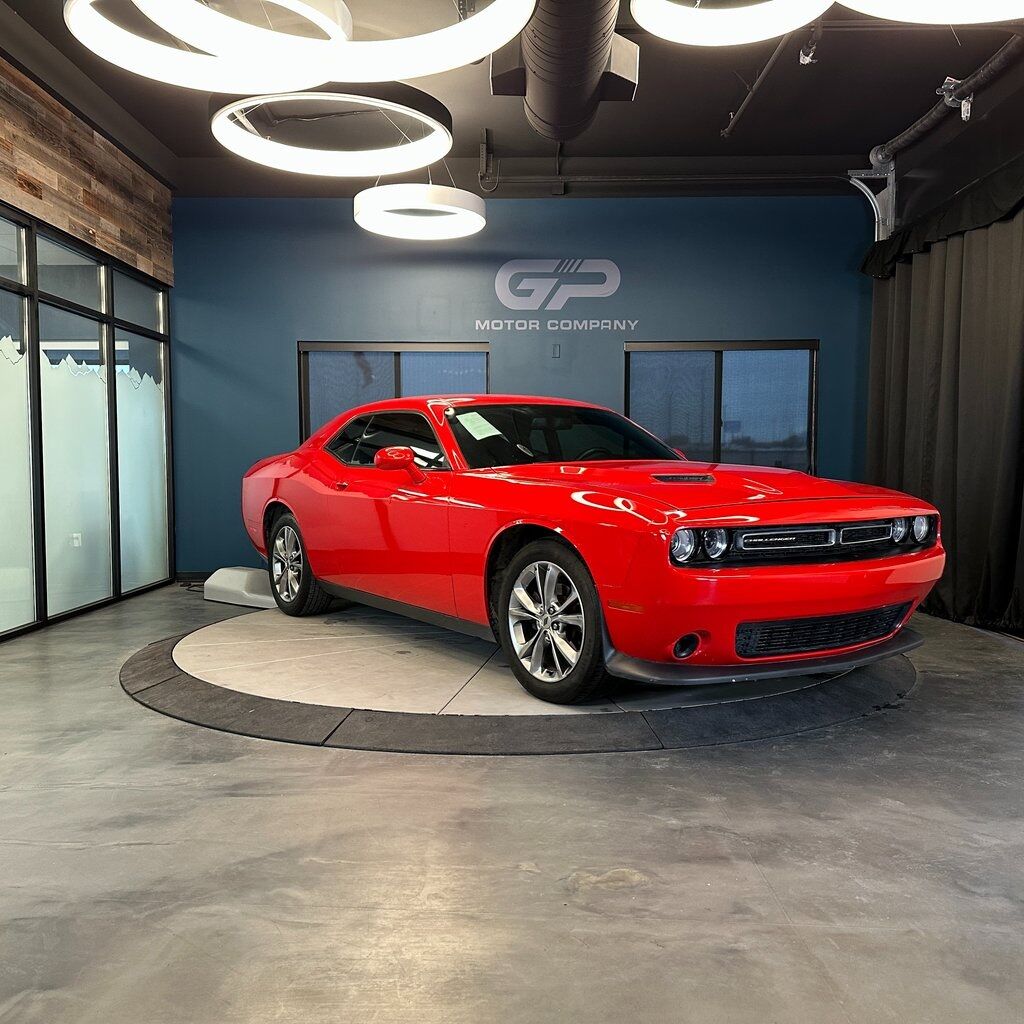 2016 DODGE CHALLENGER SXT