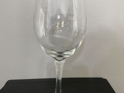 Clear Glass Wine Goblets for Events & Parties - Sturdy & Elegant