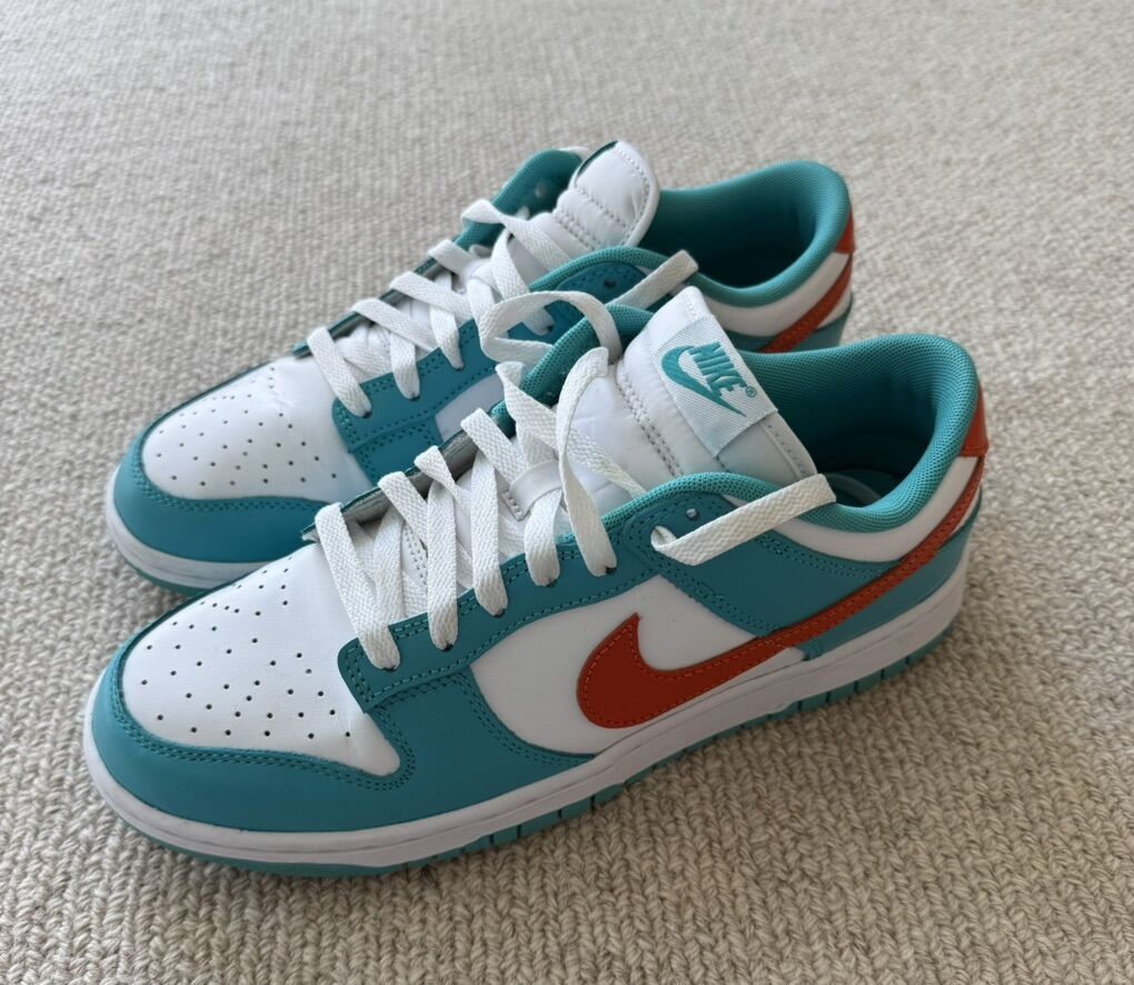 Nike Dunk Low Shoes, Mens 9.5