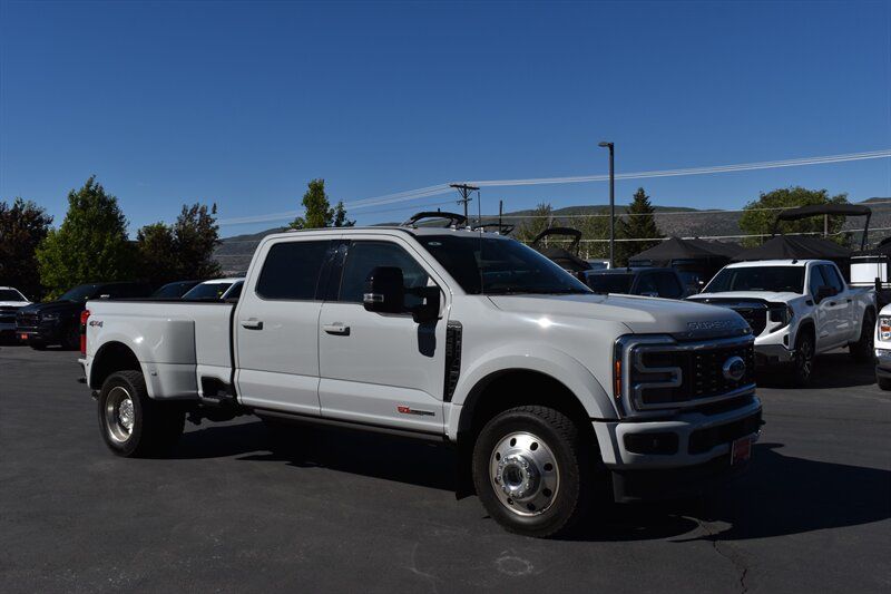 2025 Ford F-450 Platinum