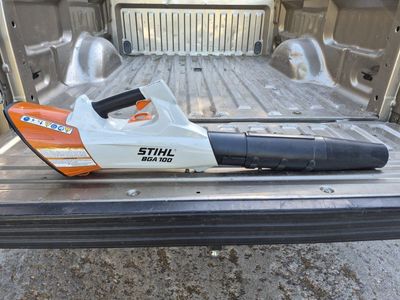 STIHL BGA 100 Professional Cordless Handheld Leaf Blower - Used