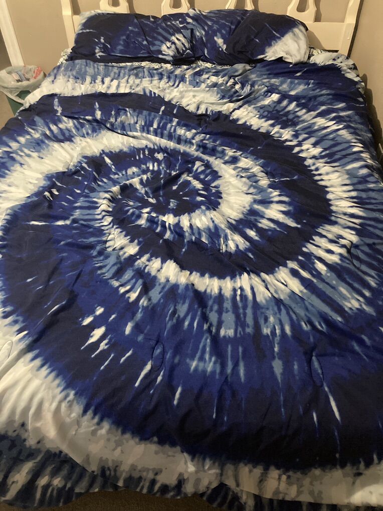 Queen Comforter Blanket With Pillow Cases