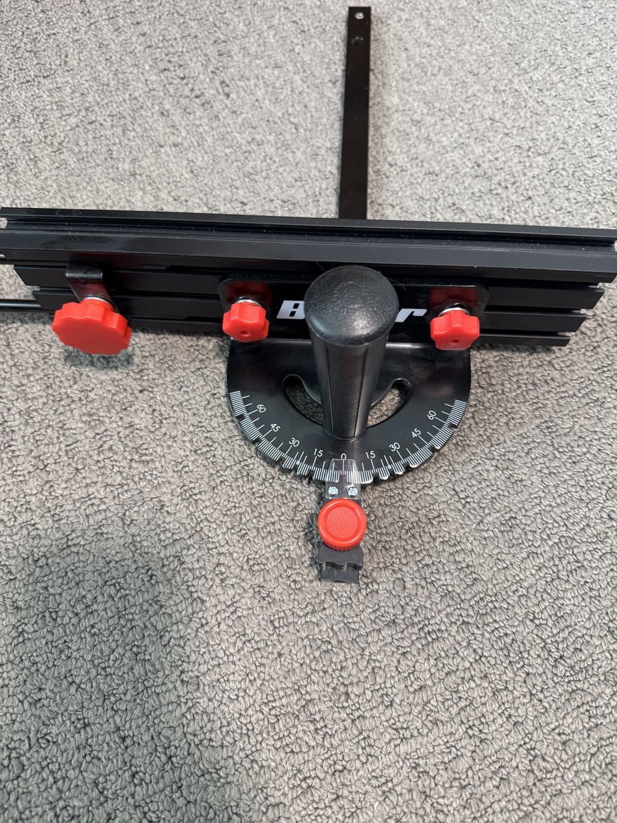 BAUER 24 in. Fence and Miter Gauge
