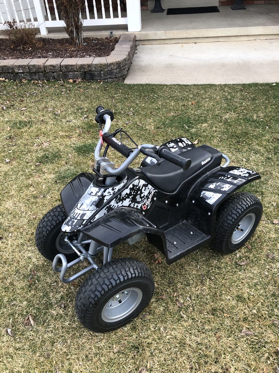 RAZOR DIRT QUAD Electric 4 Wheeler