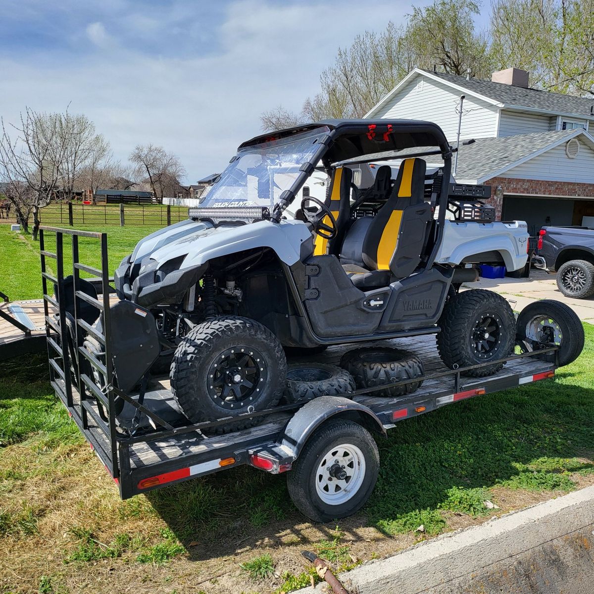 2014 Yamaha viking 700 Only 1024 miles