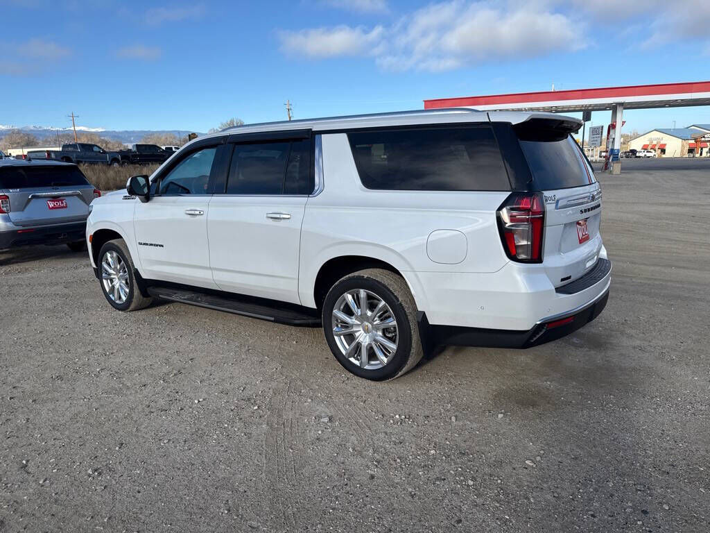 2024 Chevrolet Suburban High Country