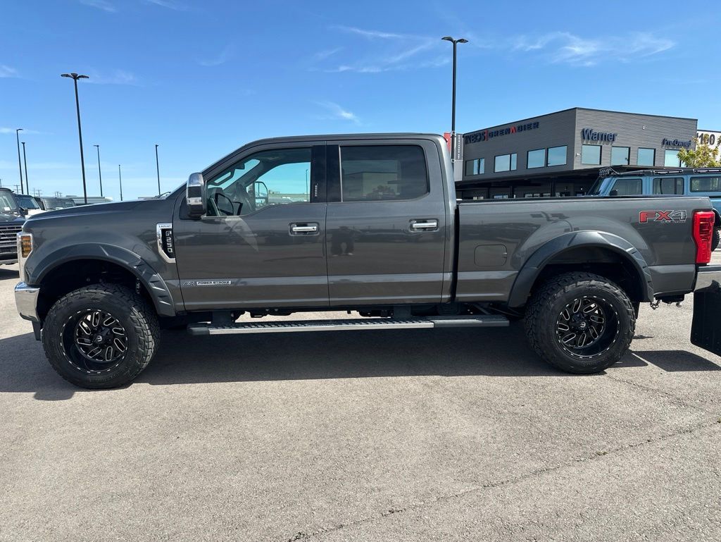 2019 Ford F-250 Super Duty Lariat